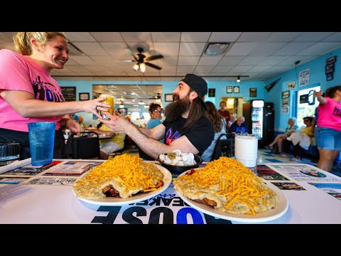 ONLY 20 MINUTES TO FINISH FLORIDA'S FAMOUS 'FAT BOY' CHALLENGE IN A PACKED DINER! | BeardMeatsFood