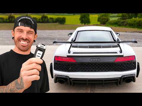 REBUILDING A WRECKED AUDI R8 THEN GIVING IT TO MY FRIEND