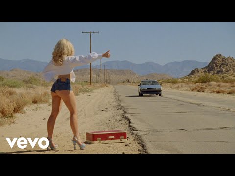 Sabrina Carpenter - Manchild (Official Video)