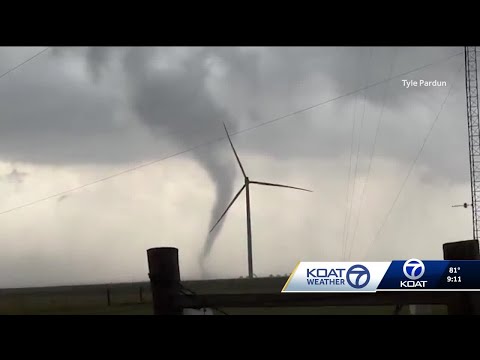 Tornado touches down in Roosevelt County, New Mexico