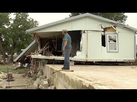Texas flooding survivor & witness reaction to Kerrville damage, search & rescues: 'Complete shock'