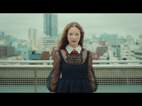 Laufey - Lover Girl (Official Music Video)