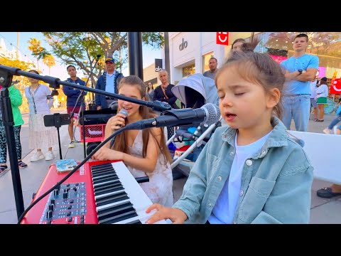 Crowd Stops in Awe as 4-Year-Old Sings ‘Goodness of God’